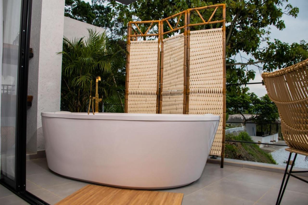 Santuario Luxury Eco Hotel Villeta Exteriör bild